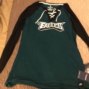 Women’s eagles shirt